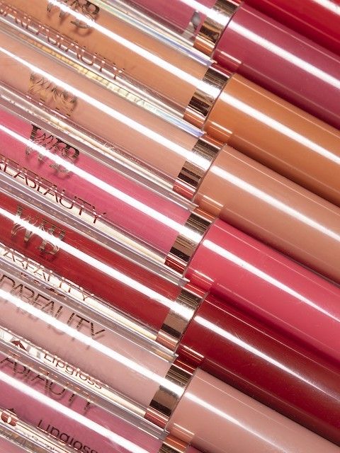 WARDA BEAUTY Matte lip gloss, 12 pcs.